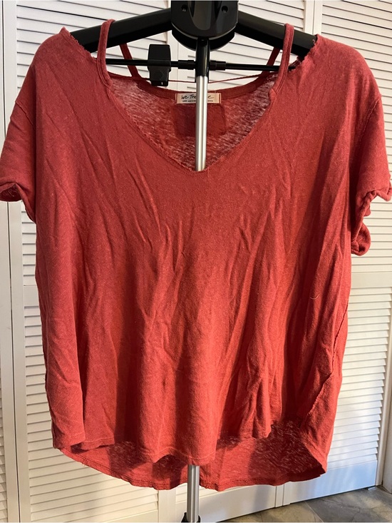 We The Free Tops - We The Free Women's Rust Red V-Neck Short Sleeve Top